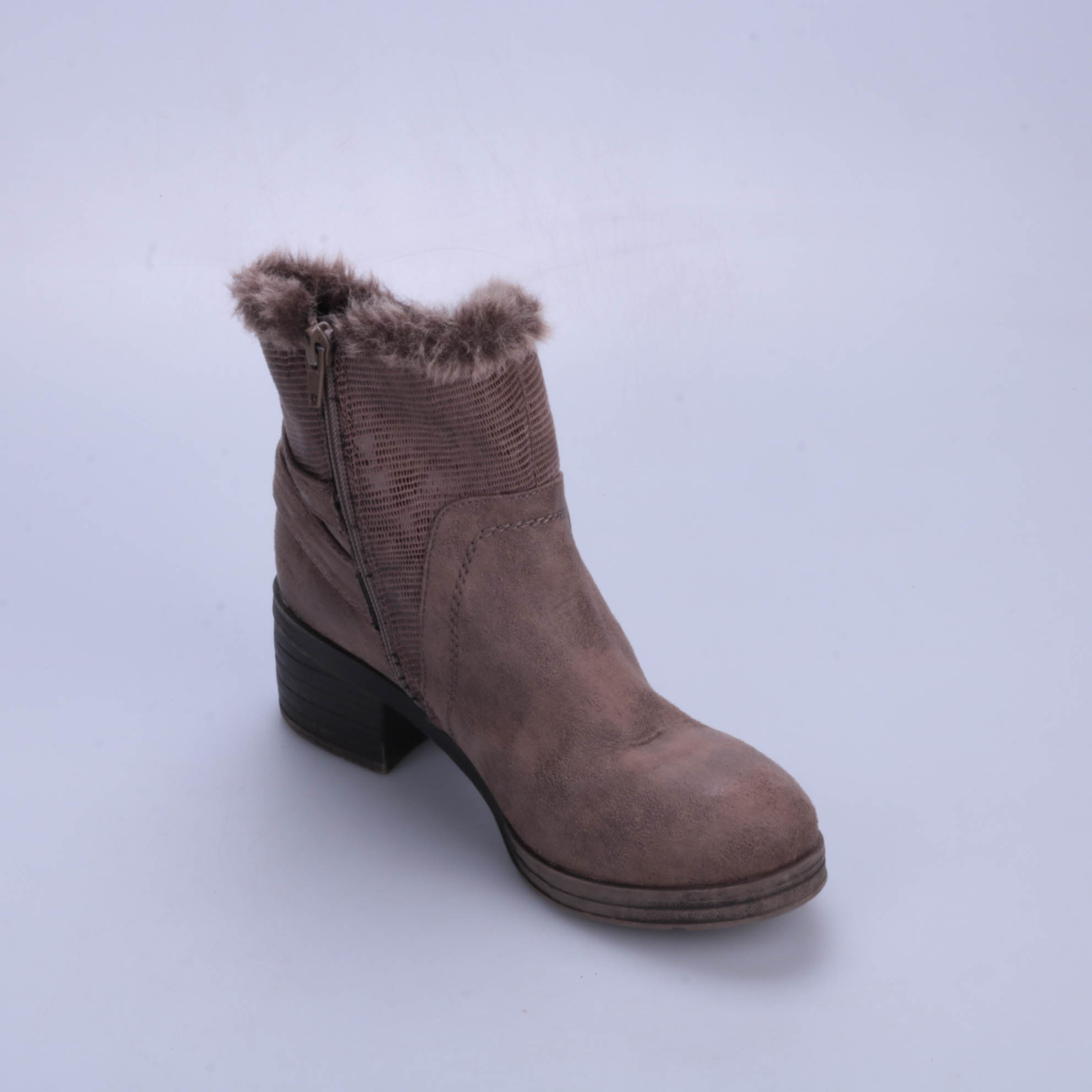 250103108-2