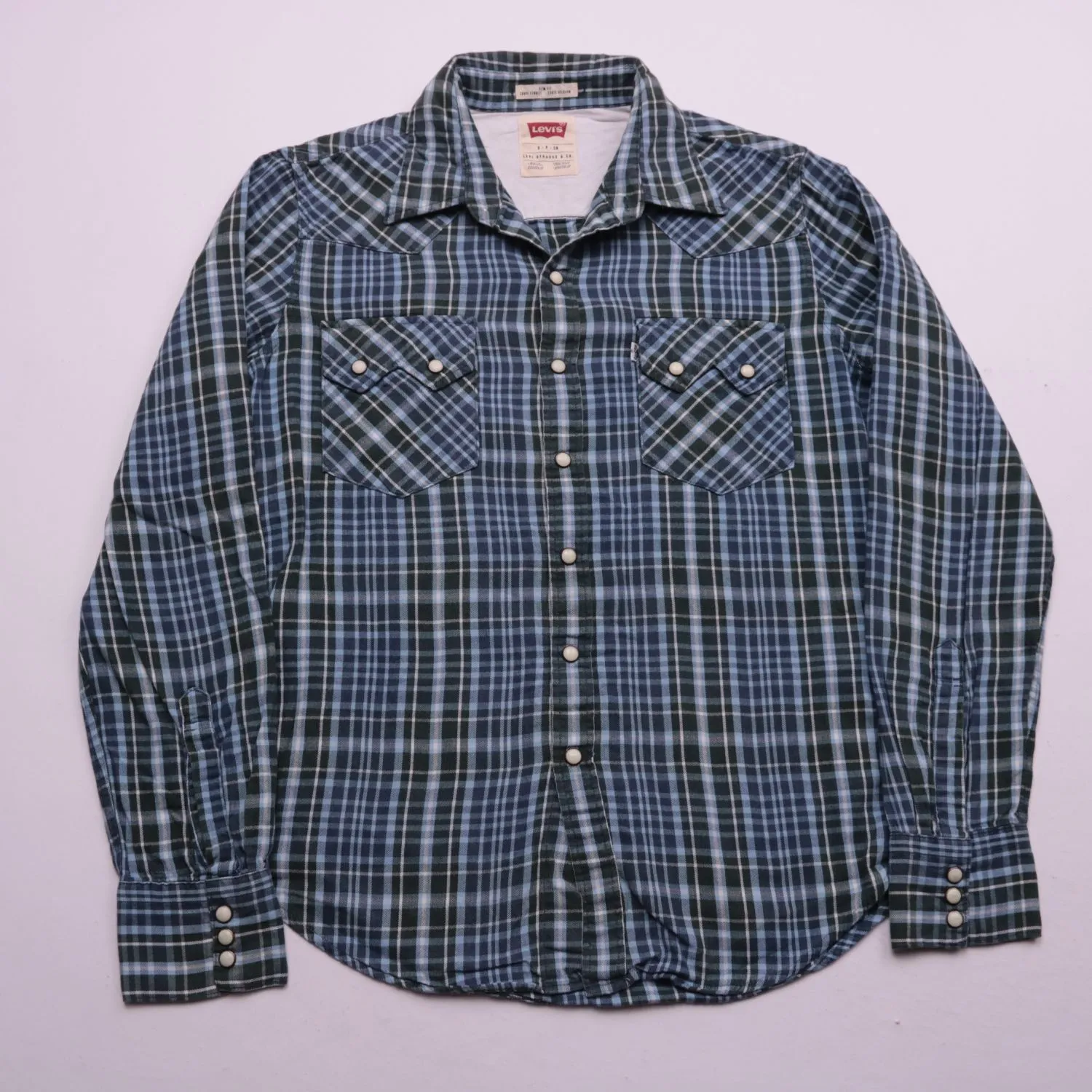 Мужская рубашка Levi's в клетку с карманами, размер 46 (S)