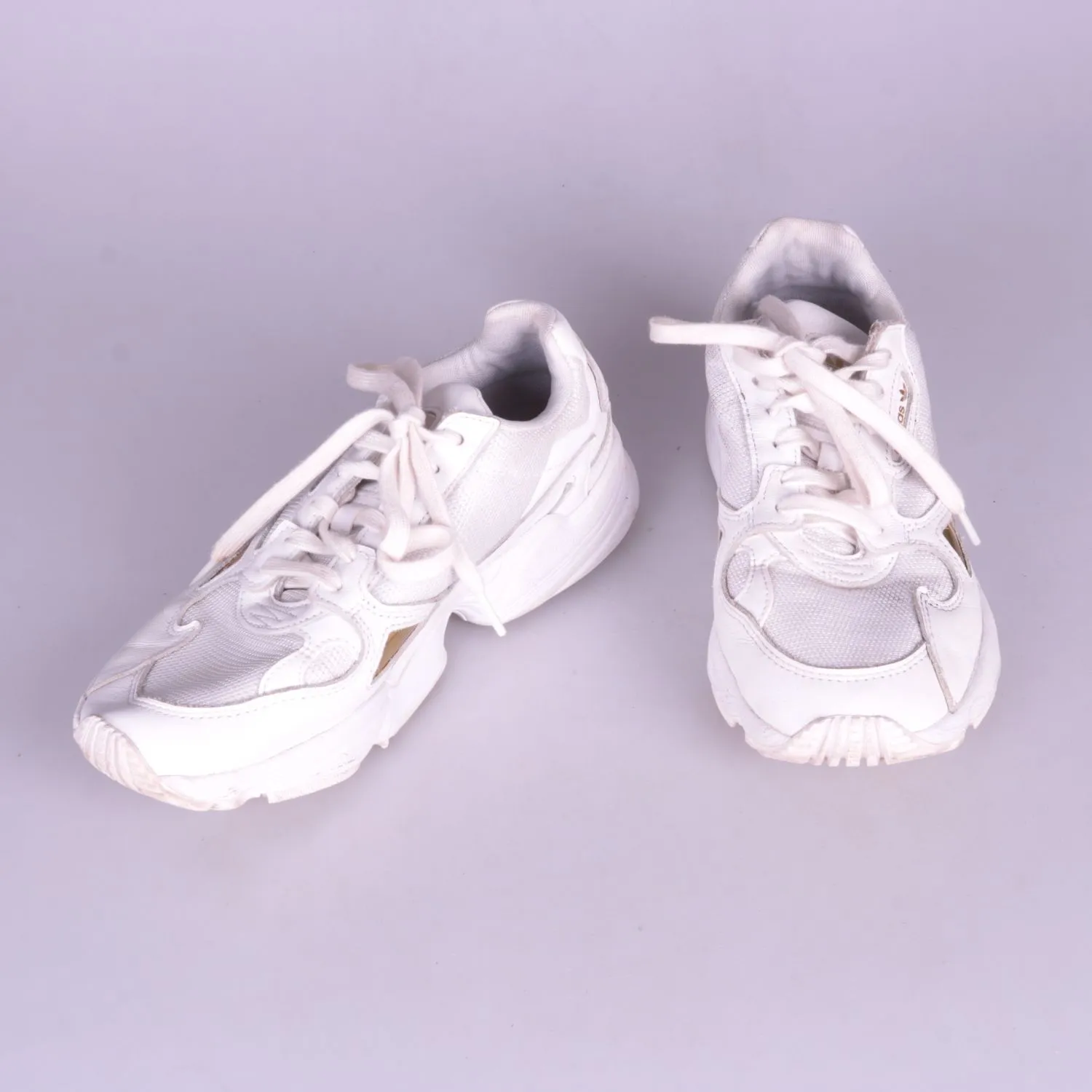 кроссовки Adidas