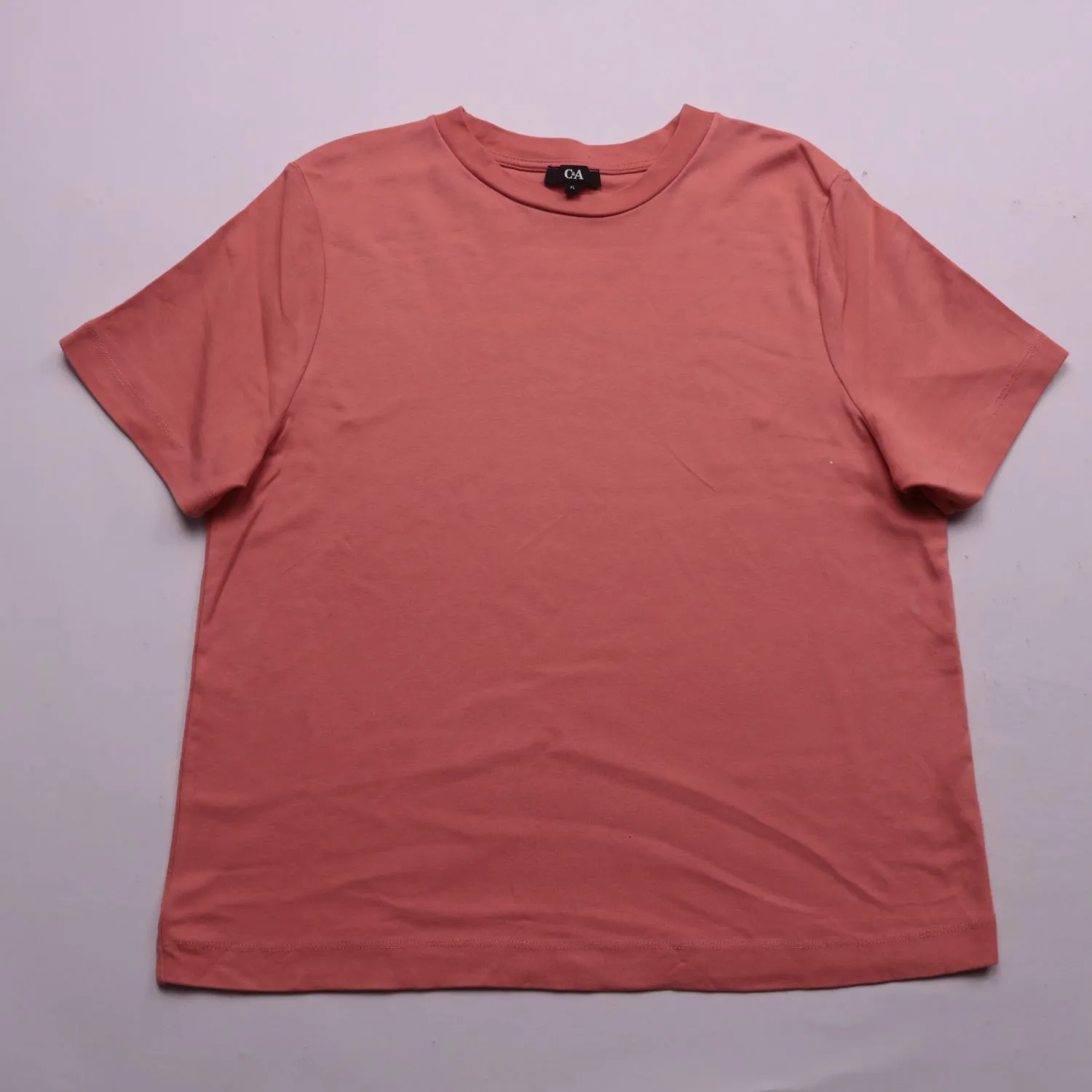 Кораллово-розовая футболка C&A прямого кроя, размер 52 (XL)